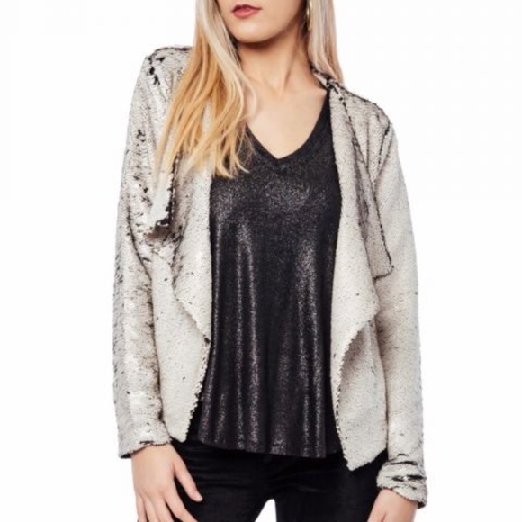 ❌SOLD ❌ Cupcakes & Cashmere sequined jacket - Picture 5 of 7